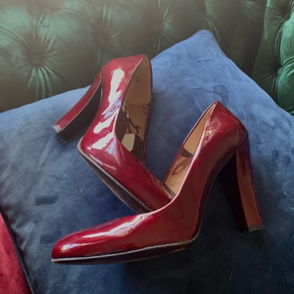 Stuart Weirzman burgundy heels😍